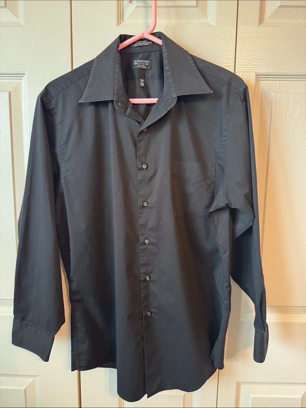 Arrow Men's Solid Black Long-Sleeve Dress Shirt